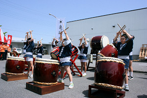 YƓW Photo3