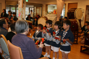 ̉ Photo1