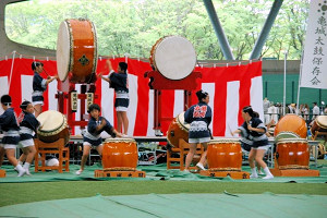 ۍՂ in h[ Photo^11