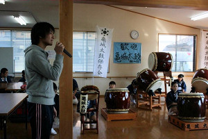 V  Photo1