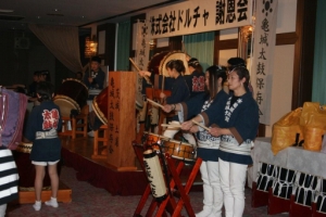 h`Ӊ Photo1