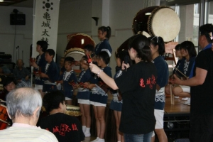̉ Photo4