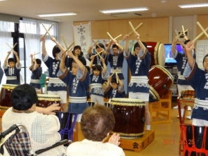 yY 敗 Photo9