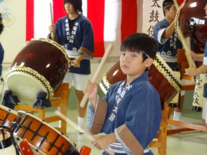 Ђ Photo12