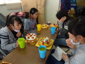 PO`Q̂a  Photo4