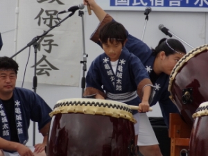jY  Photo3