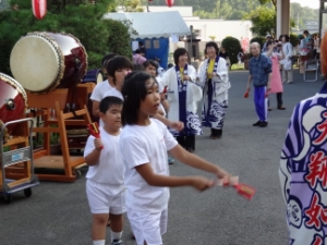 ̉ Photo13