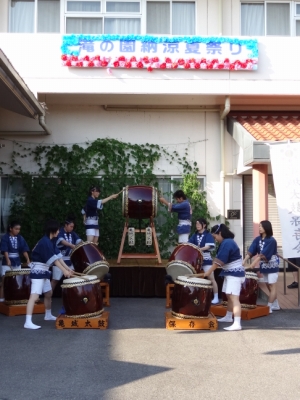 ̉ Photo2
