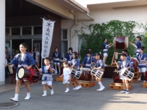 ̉ Photo4