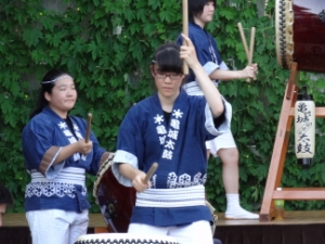 ̉ Photo8