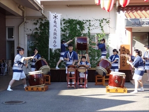 ̉ Photo1