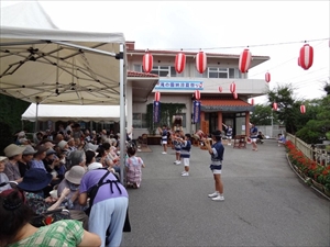 ̉ Photo5